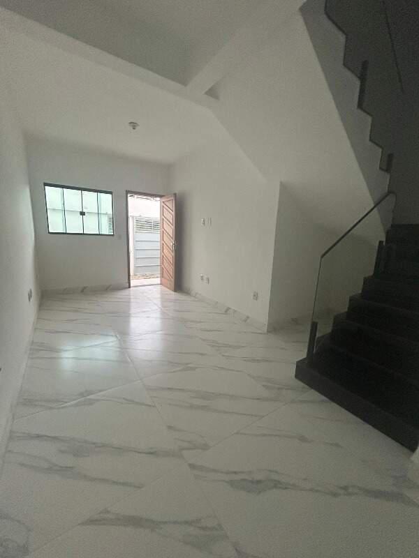 Casa, Vila Cristina, 3 Quartos, 2 Vagas, 1 Suíte