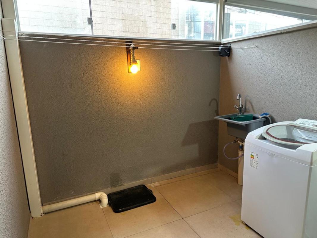 Apartamento, Santa Helena (barreiro), 2 Quartos, 1 Vaga