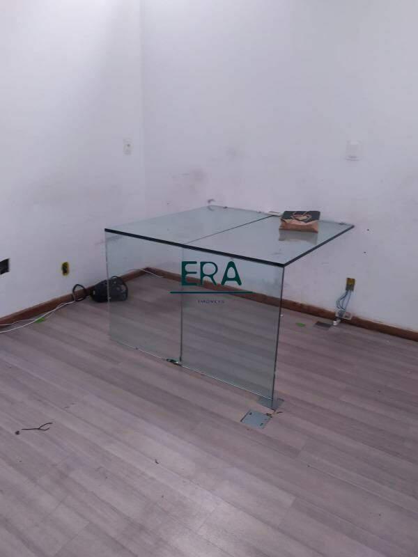 Sala, Savassi, 0 Quarto, 4 Vagas