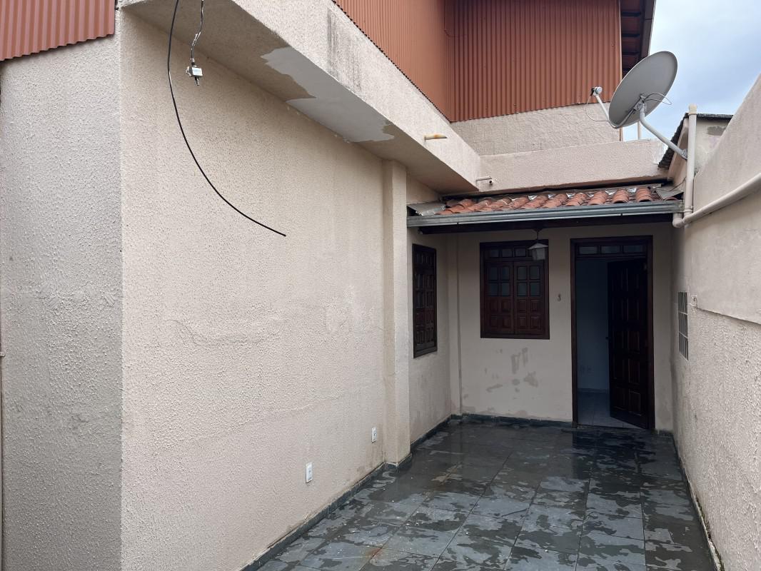 Casa, Ermelinda, 2 Quartos, 0 Vaga