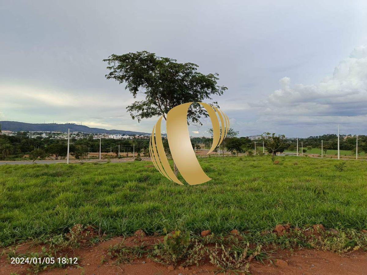 Lote, Distrito Industrial, 0 Quarto, 20 Vagas