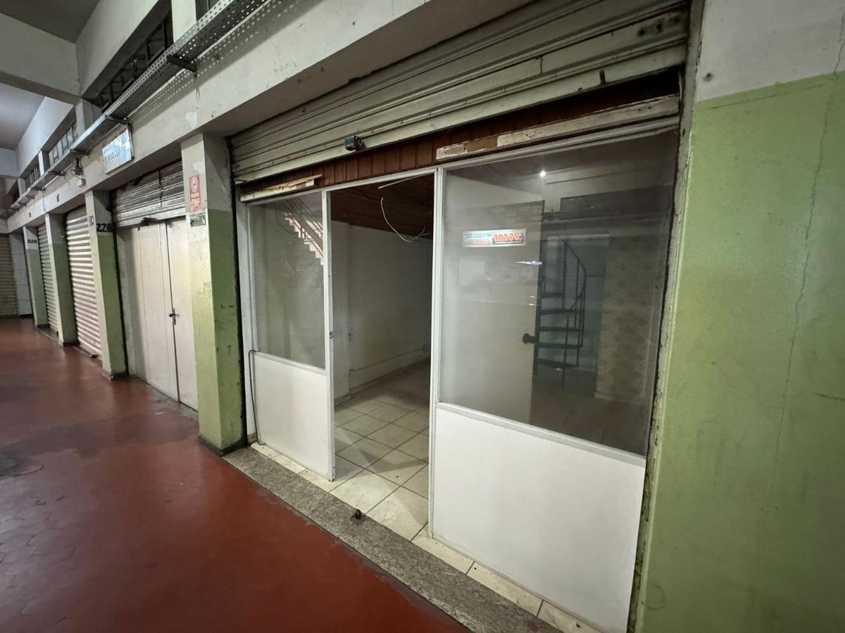Andar, Centro, 0 Quarto, 0 Vaga