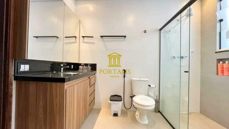 Casa, Serra, 7 Quartos, 8 Vagas, 2 Suítes