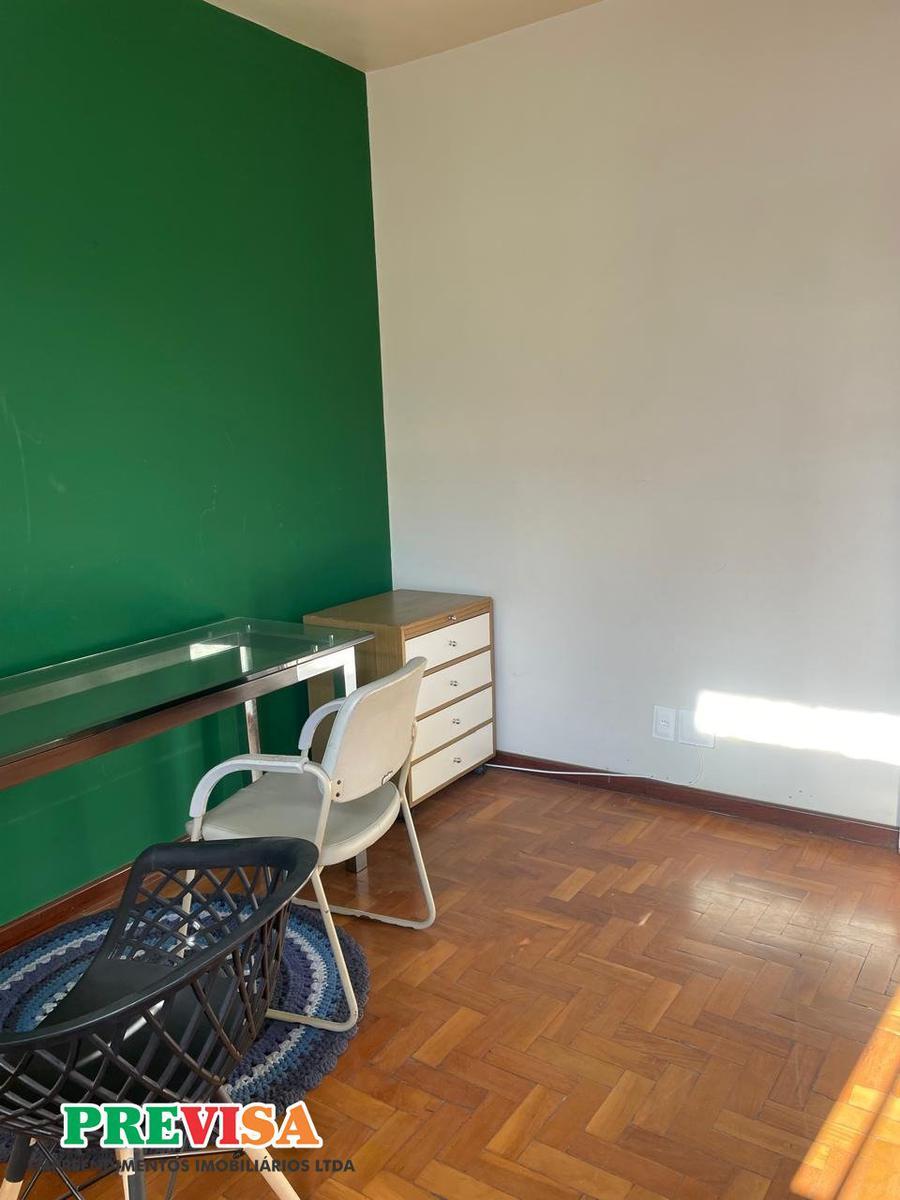Apartamento, Sagrada Família, 2 Quartos, 1 Vaga, 1 Suíte