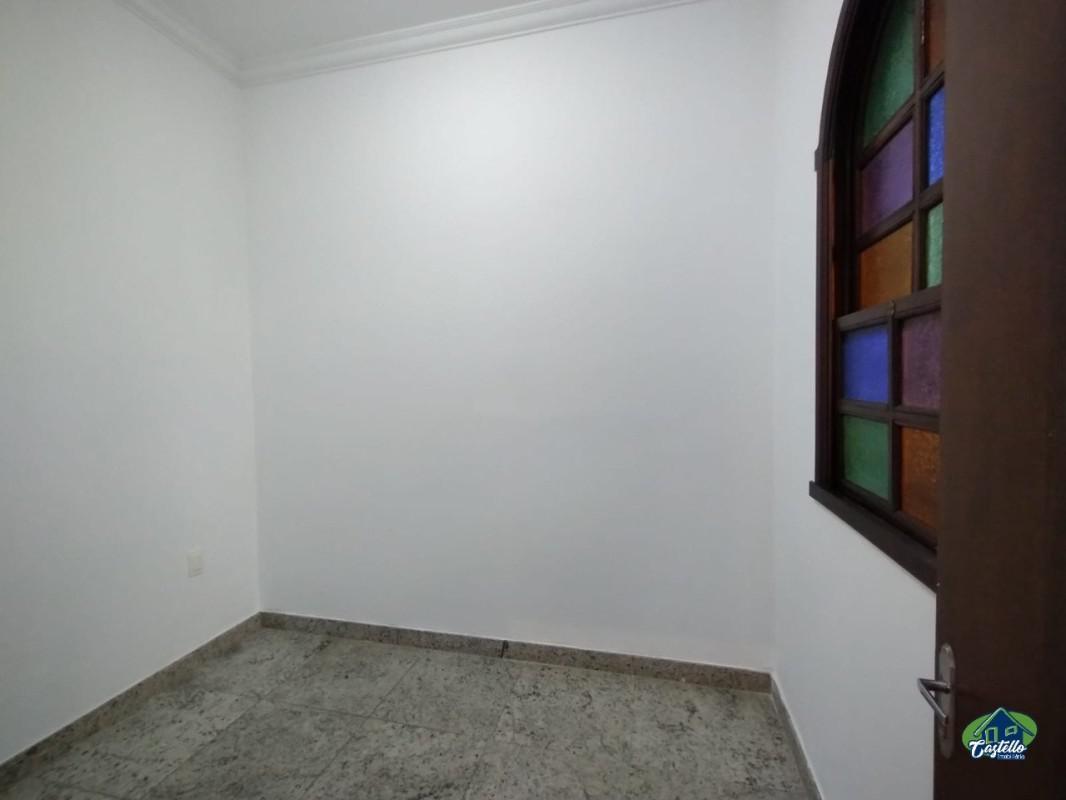 Casa, Concórdia, 4 Quartos, 2 Vagas, 1 Suíte