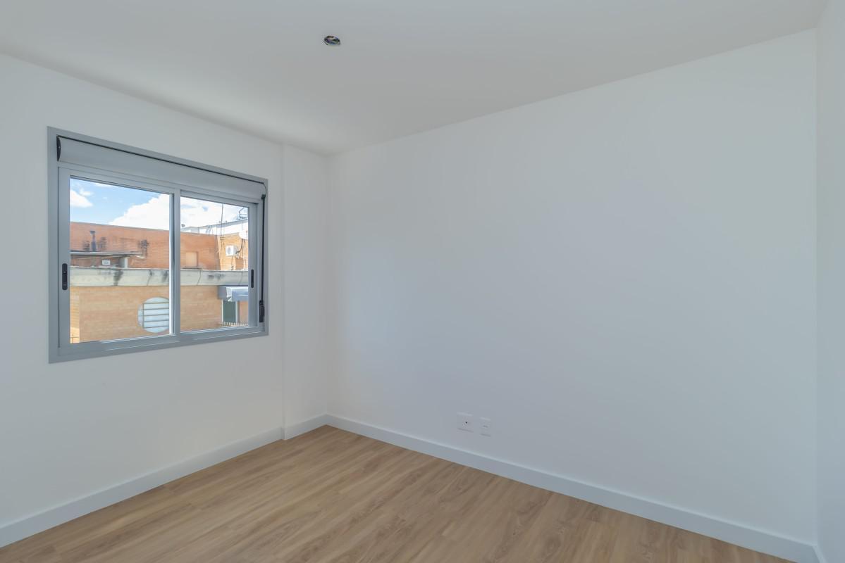 Apartamento, Sagrada Família, 3 Quartos, 2 Vagas, 1 Suíte