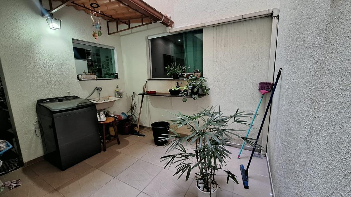 Apartamento, Jardim Riacho das Pedras, 2 Quartos, 0 Vaga