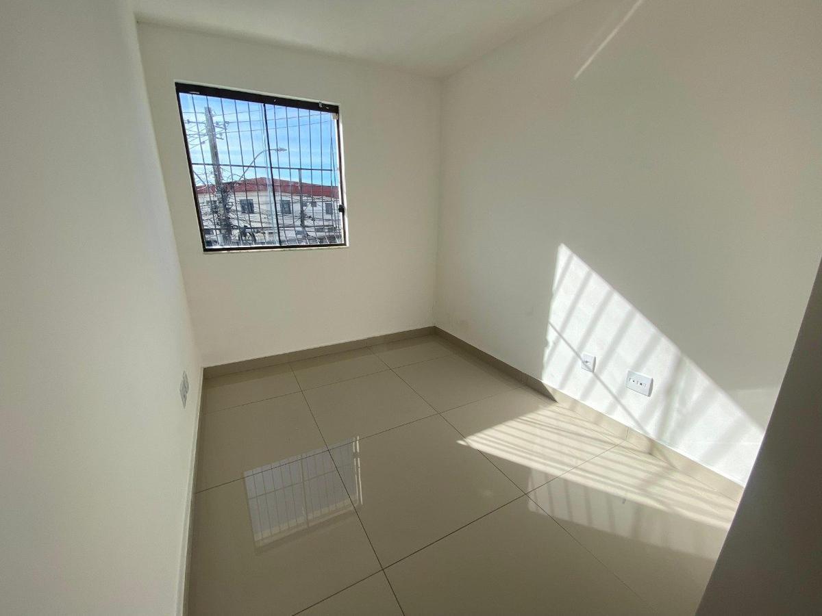 Casa, Santa Branca, 2 Quartos, 3 Vagas