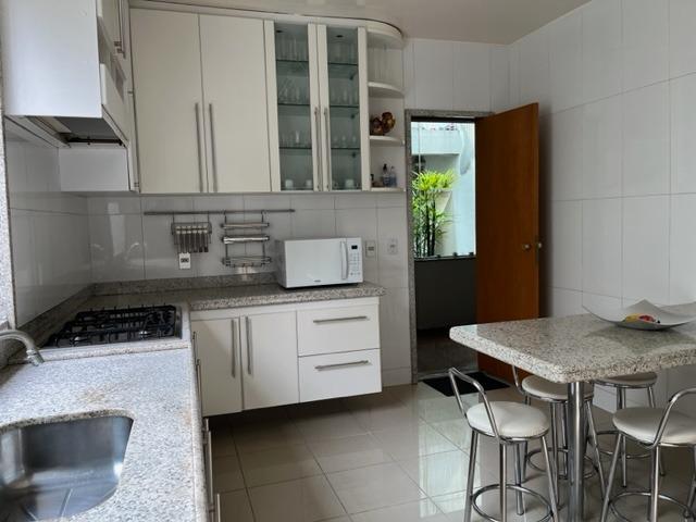 Casa, Nova Esperança, 4 Quartos, 3 Vagas, 2 Suítes