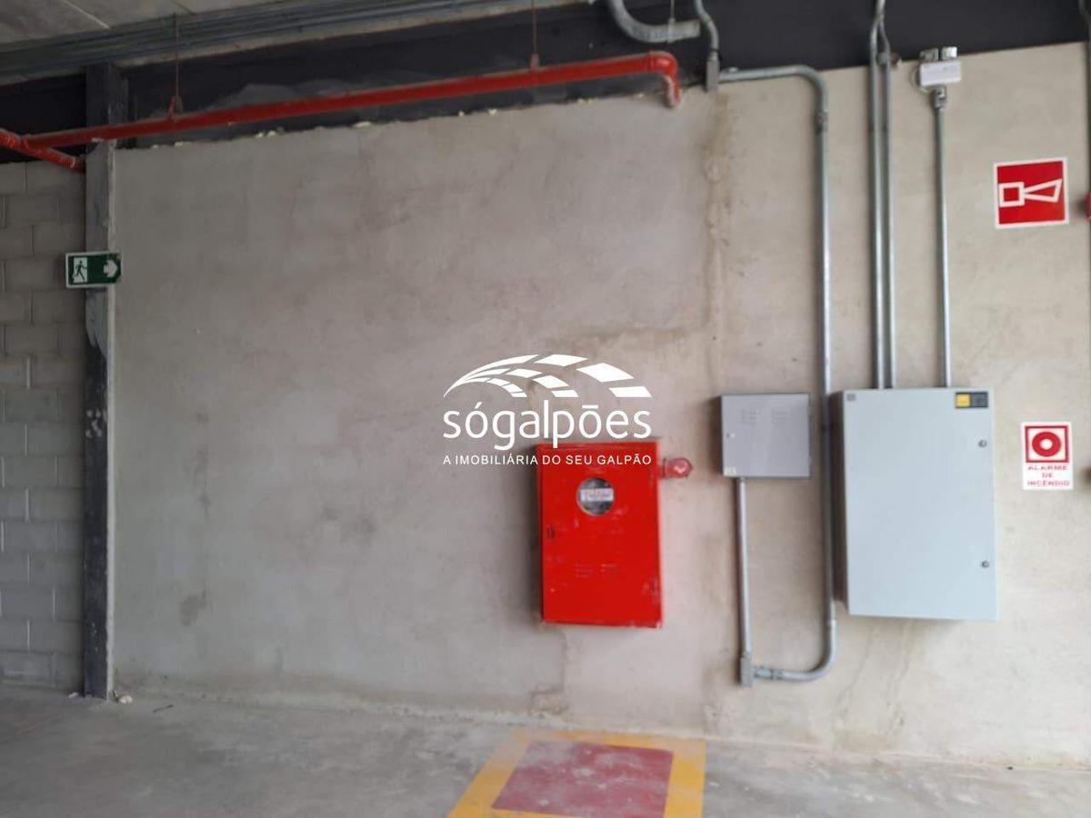 Loja, Centro (justinópolis), 45 Vagas