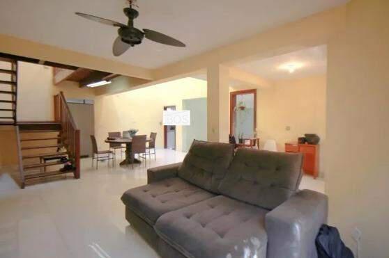 Casa, Santa Lúcia, 6 Quartos, 3 Vagas, 1 Suíte
