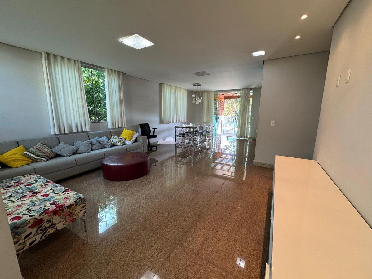 Casa, Condomínio Champagne, 4 Quartos, 0 Vaga, 1 Suíte