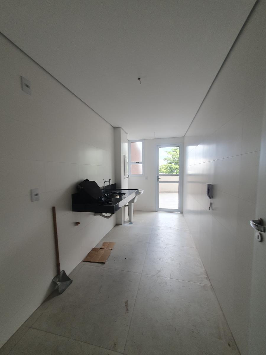 Apartamento, Nova Suíssa, 2 Quartos, 2 Vagas, 1 Suíte