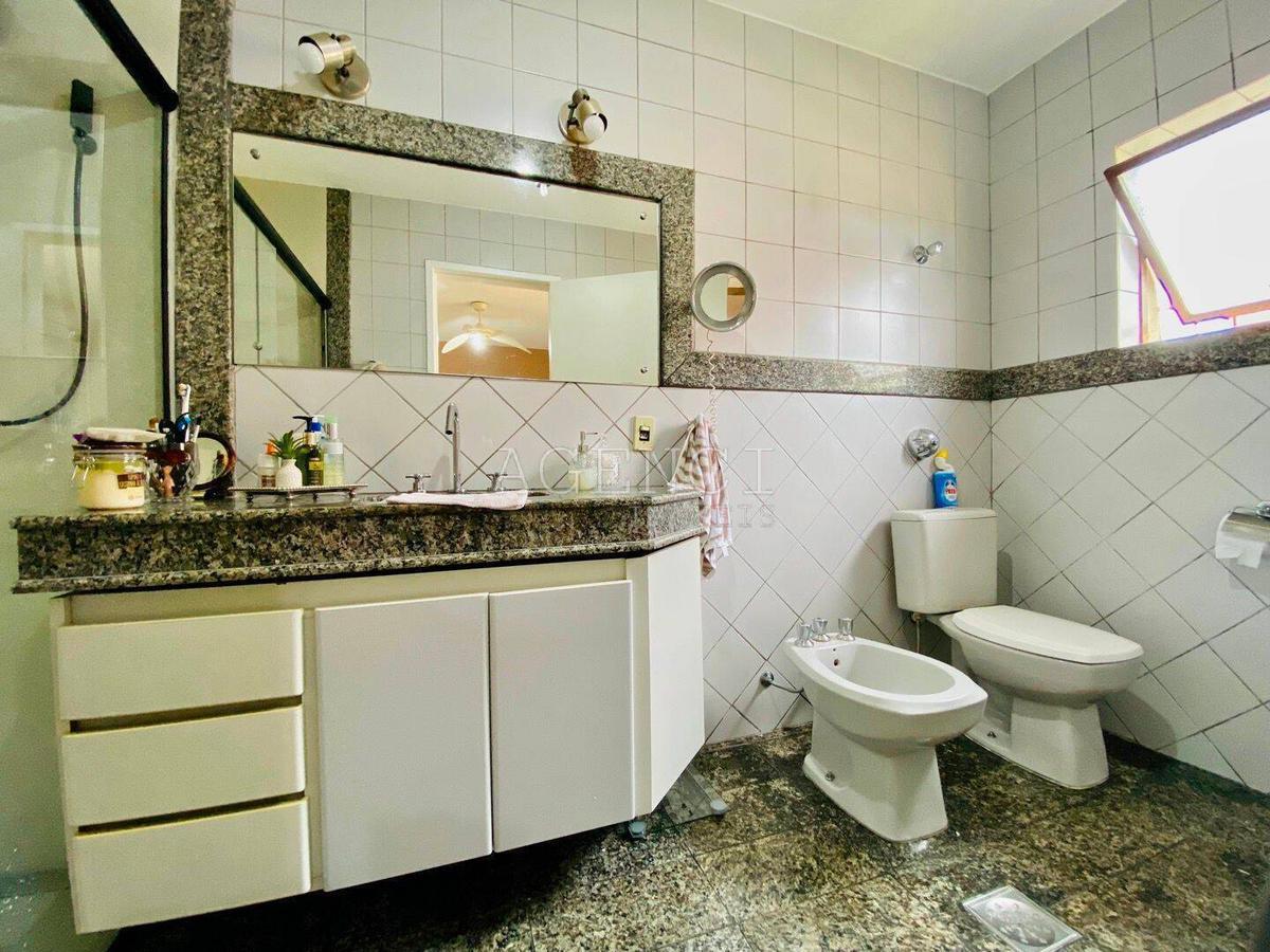 Casa, Bandeirantes (pampulha), 4 Quartos, 0 Vaga, 1 Suíte