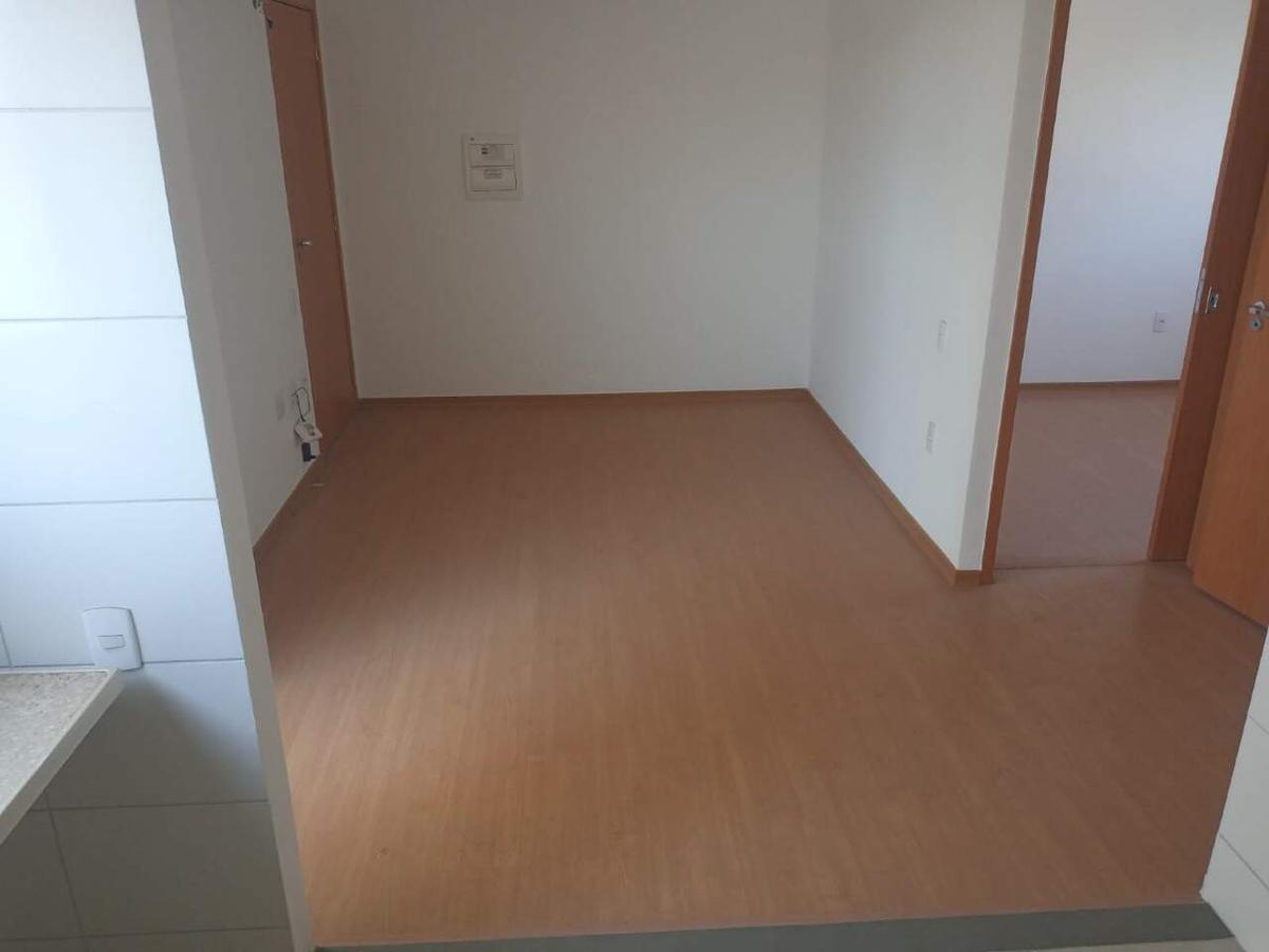 Apartamento, Três Barras, 2 Quartos, 1 Vaga