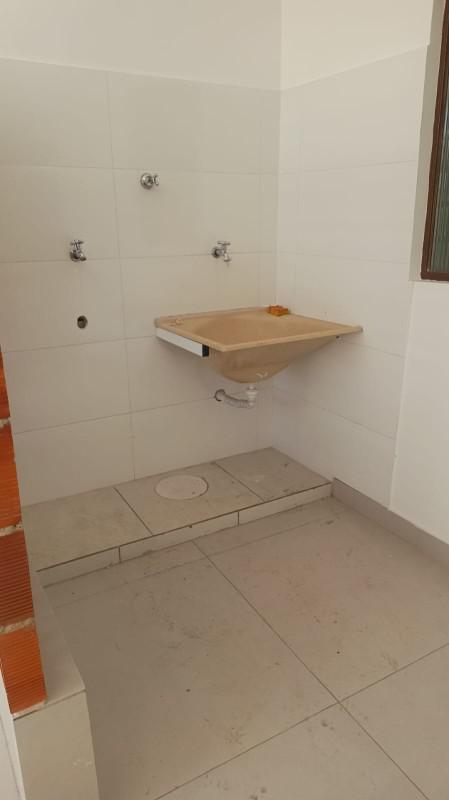 Casa, Guanabara, 2 Quartos, 1 Vaga, 1 Suíte