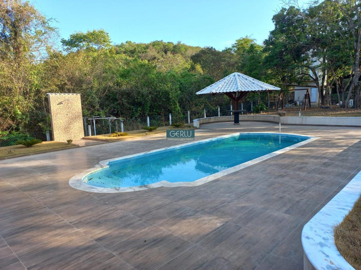 Casa em Condomínio, Gentileza, 2 Quartos, 10 Vagas, 1 Suíte