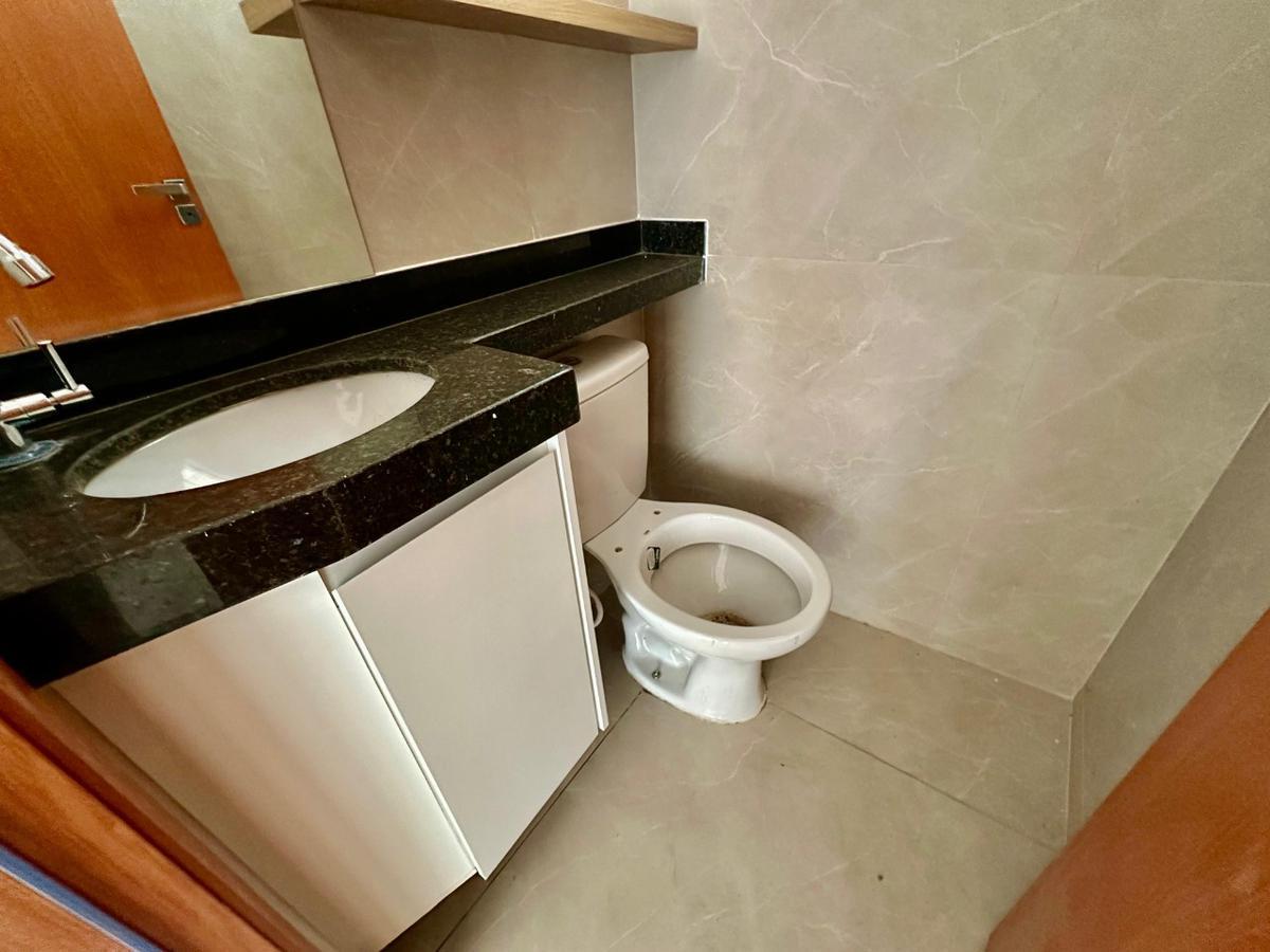 Casa, Piratininga (venda Nova), 2 Quartos, 1 Vaga, 2 Suítes