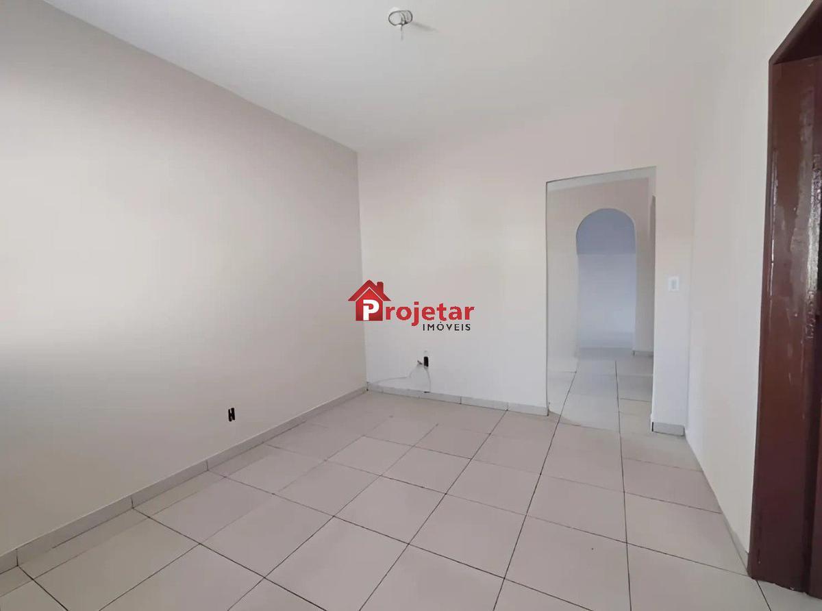 Casa, Sagrada Família, 3 Quartos, 4 Vagas