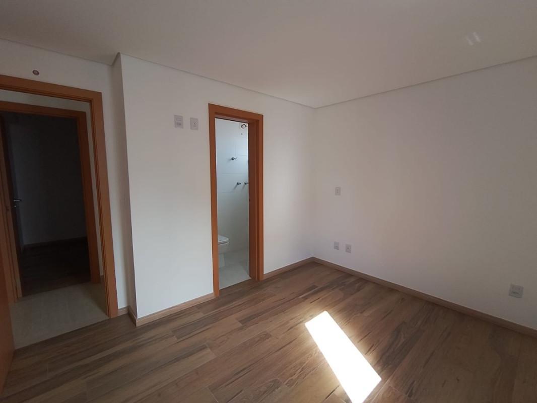 Cobertura, Prado, 3 Quartos, 2 Vagas, 1 Suíte