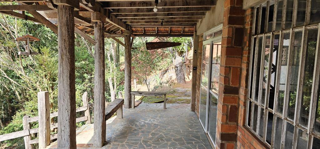 Fazenda, Morro da Cruz, 4 Quartos, 0 Vaga