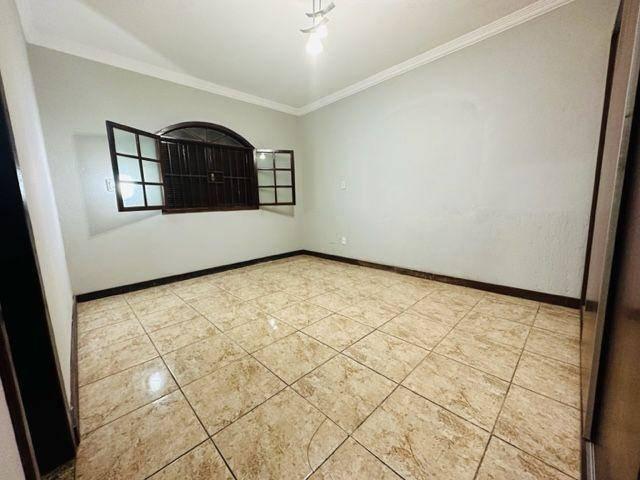 Casa, Jardim América, 3 Quartos, 2 Vagas, 1 Suíte