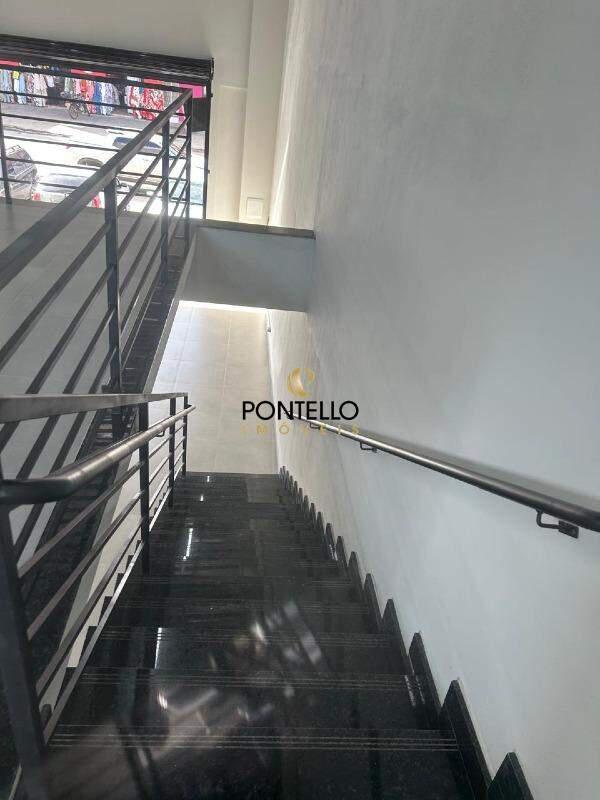 Andar, São João, 0 Quarto, 3 Vagas