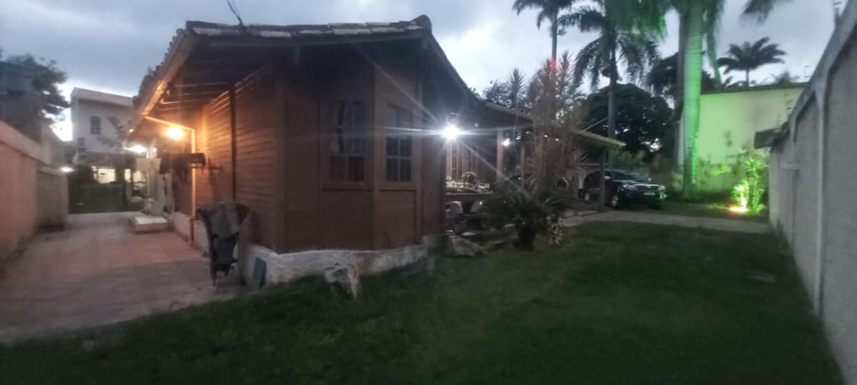 Casa, Três Barras, 3 Quartos, 4 Vagas, 2 Suítes