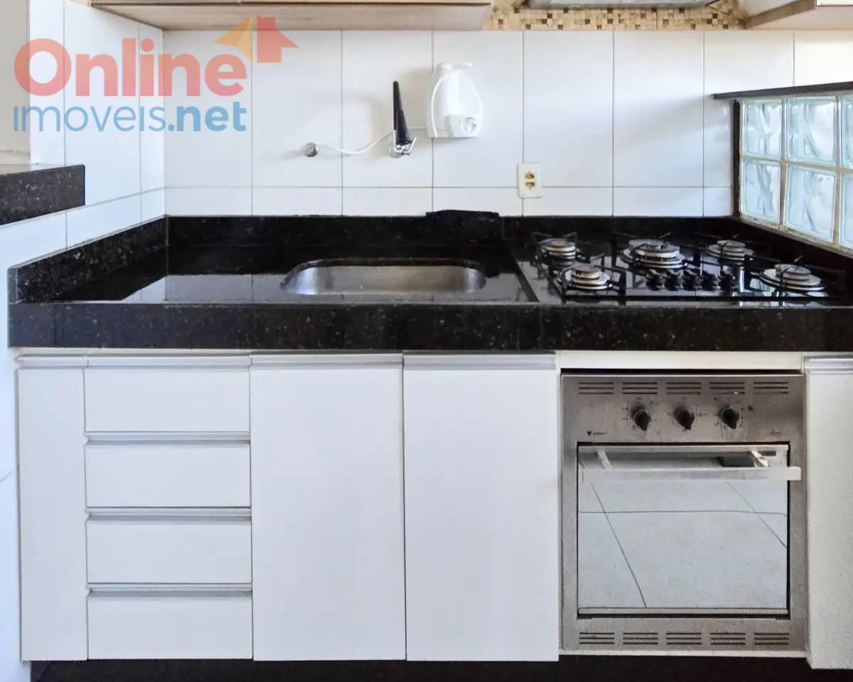 Apartamento, Castelo, 3 Quartos, 0 Vaga, 1 Suíte