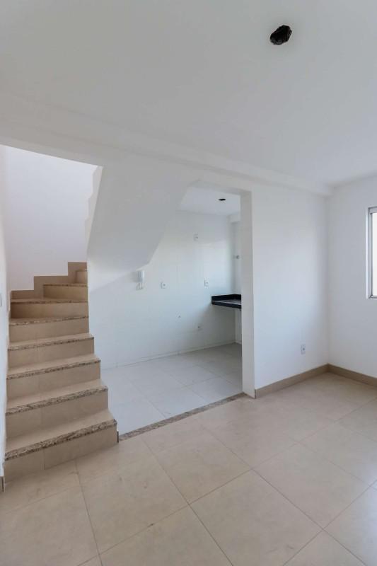 Cobertura, Sagrada Família, 2 Quartos, 2 Vagas, 1 Suíte