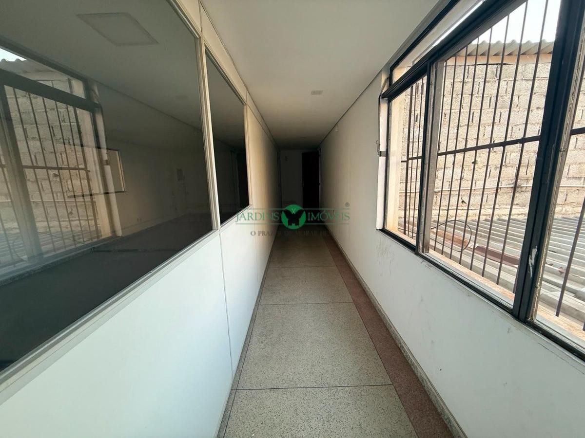 Galpão, São Francisco, 0 Quarto, 0 Vaga