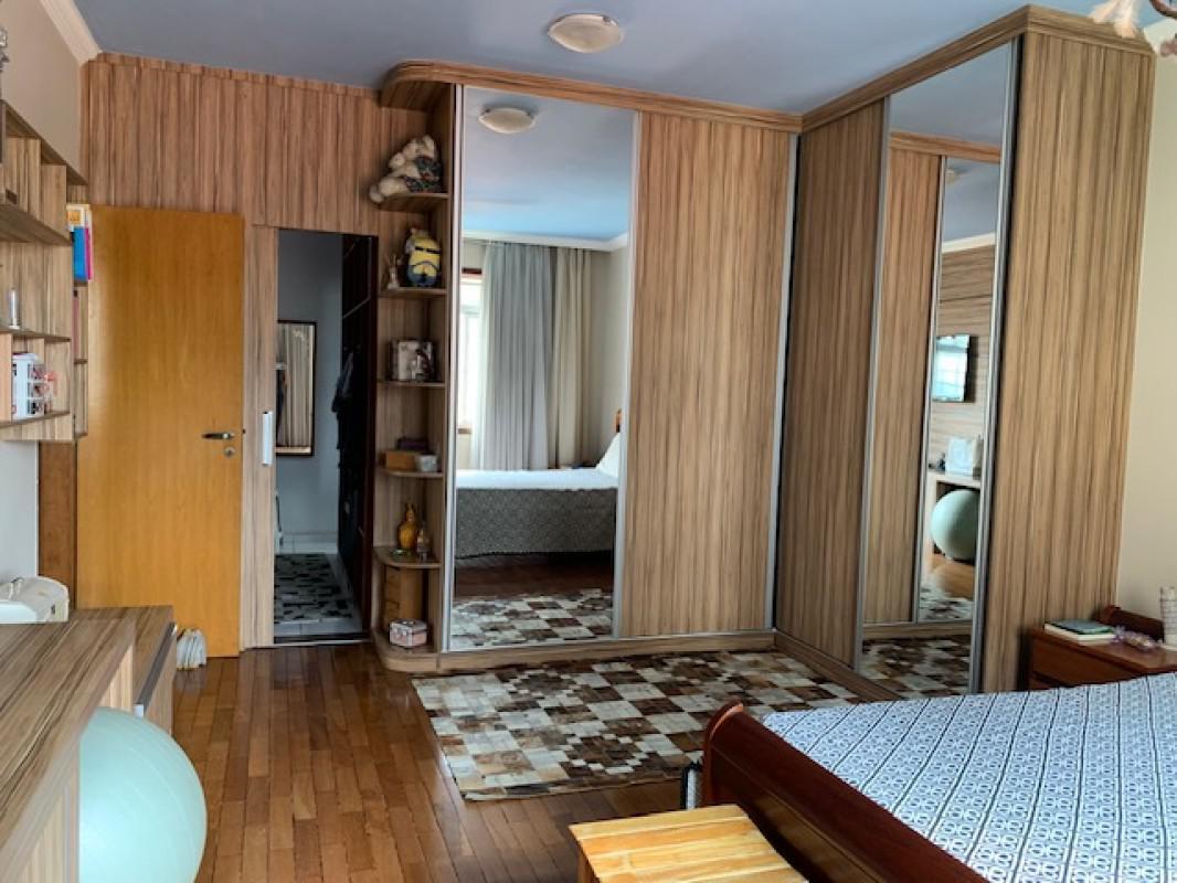 Casa, Castelo, 4 Quartos, 5 Vagas, 1 Suíte