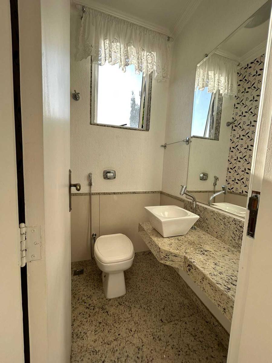 Casa, Paquetá, 4 Quartos, 4 Vagas, 1 Suíte