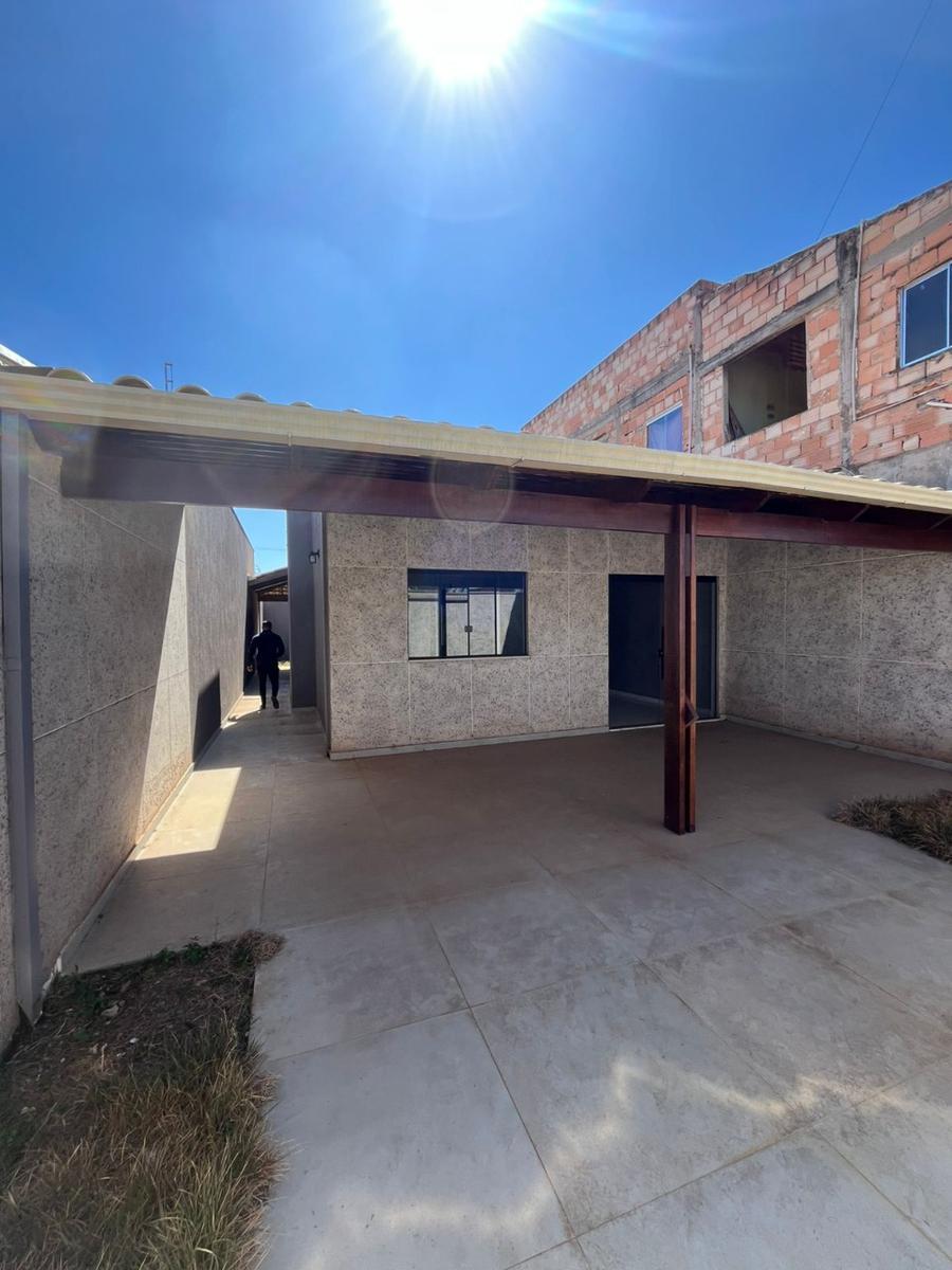 Casa, Centro, 2 Quartos, 2 Vagas