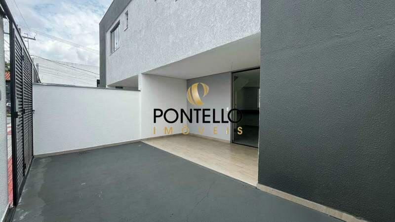 Casa, Candelária, 3 Quartos, 0 Vaga, 1 Suíte