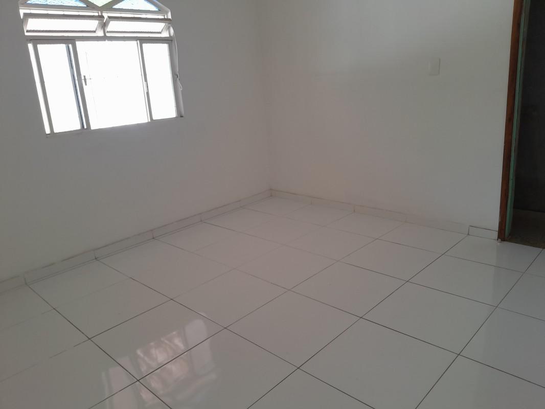 Casa Comercial, Floramar, 2 Quartos, 10 Vagas