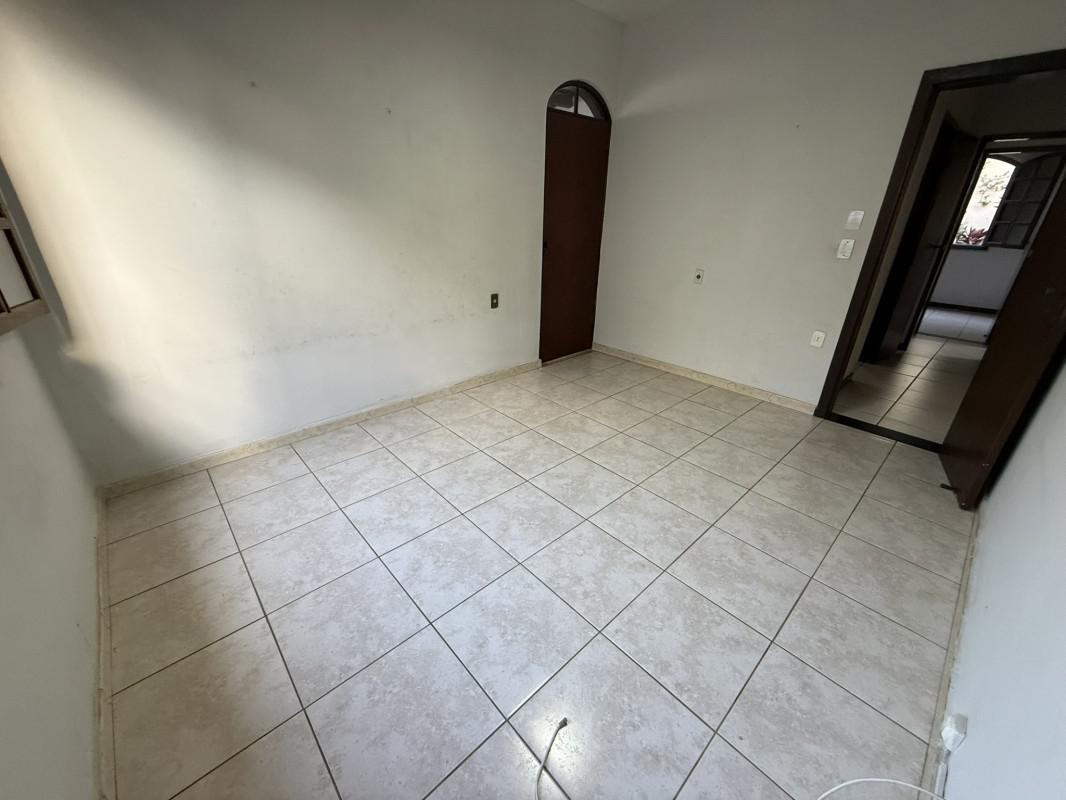 Casa, Filadélfia, 4 Quartos, 2 Vagas, 2 Suítes