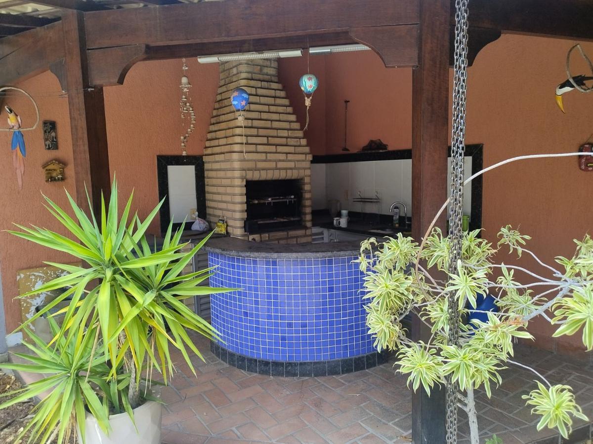 Casa, Fernão Dias, 4 Quartos, 5 Vagas, 2 Suítes