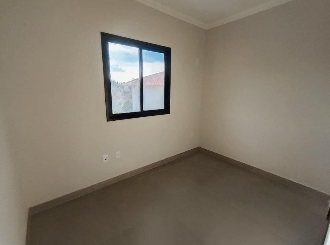 Casa, Planalto, 3 Quartos, 2 Vagas, 1 Suíte