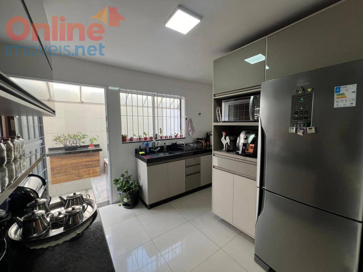 Apartamento, Dona Clara, 3 Quartos, 0 Vaga, 1 Suíte