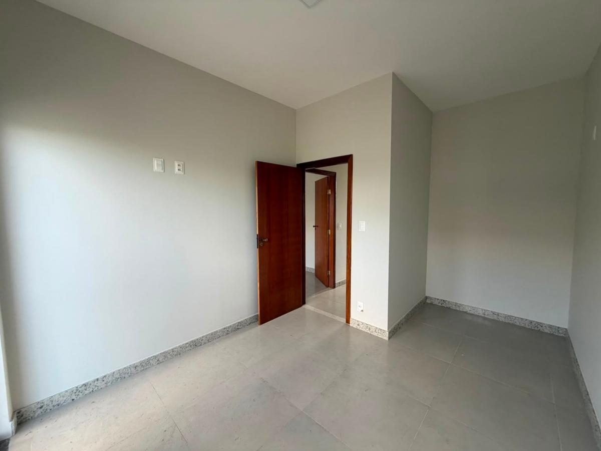 Casa, Vera Cruz, 3 Quartos, 2 Vagas, 1 Suíte