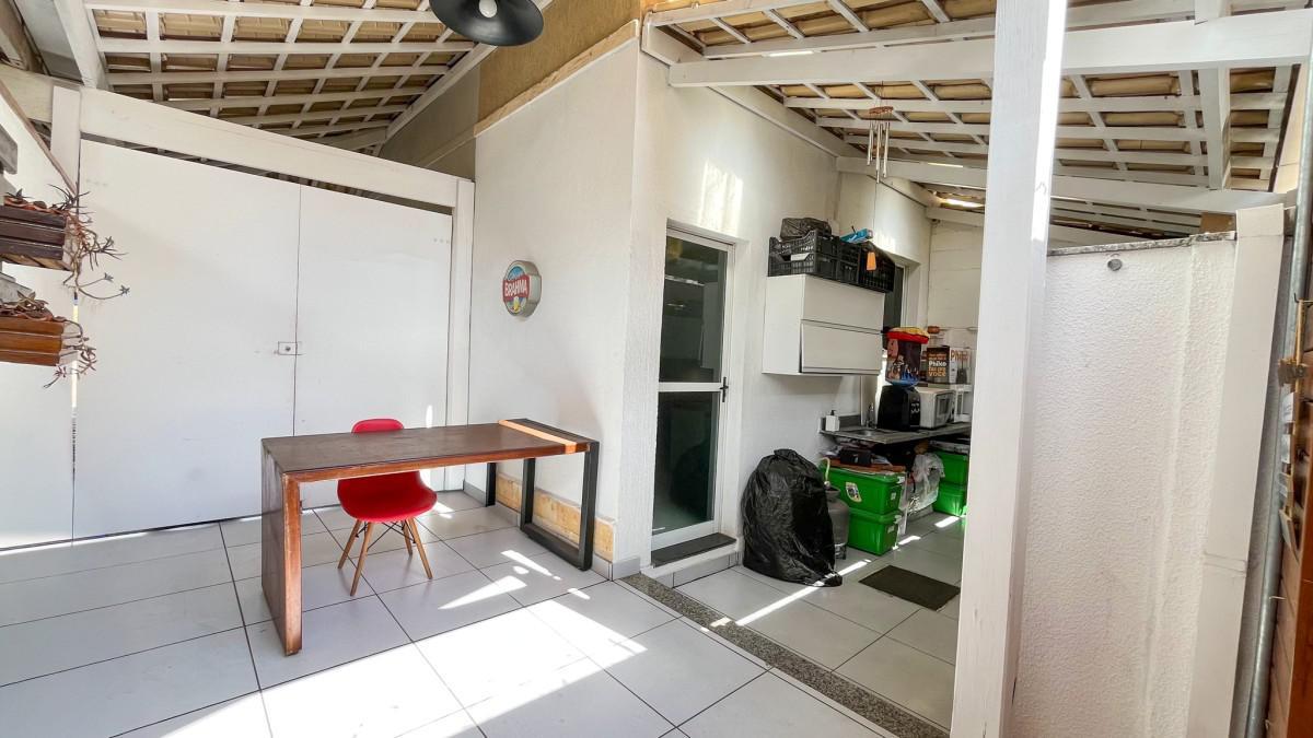 Casa, Castelo, 2 Quartos, 2 Vagas