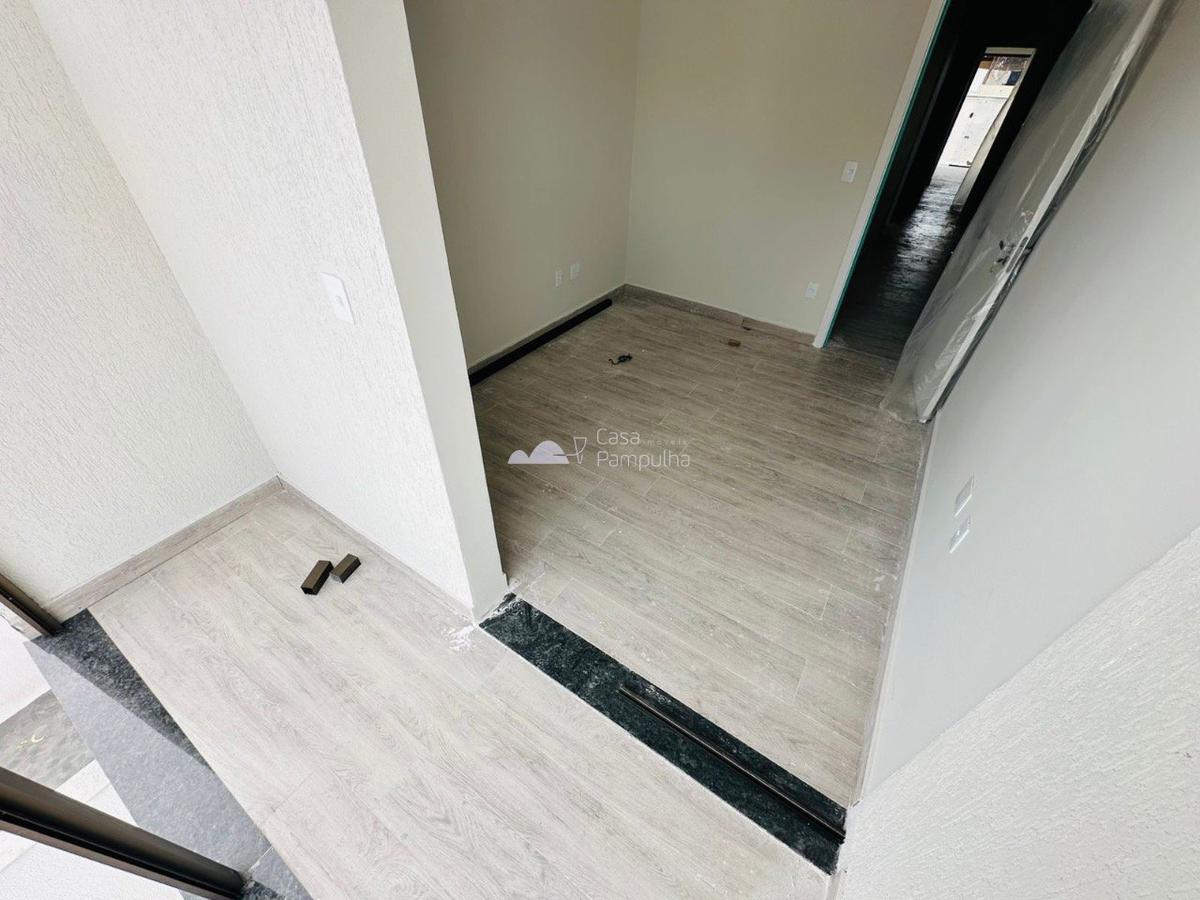 Casa, Candelária, 2 Quartos, 2 Vagas, 1 Suíte