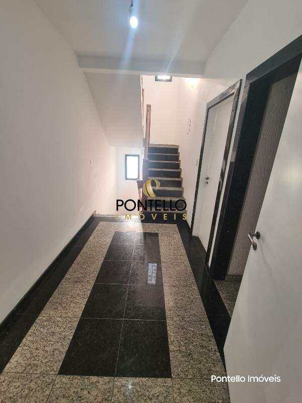 Casa, Cachoeirinha, 5 Quartos, 12 Vagas, 1 Suíte