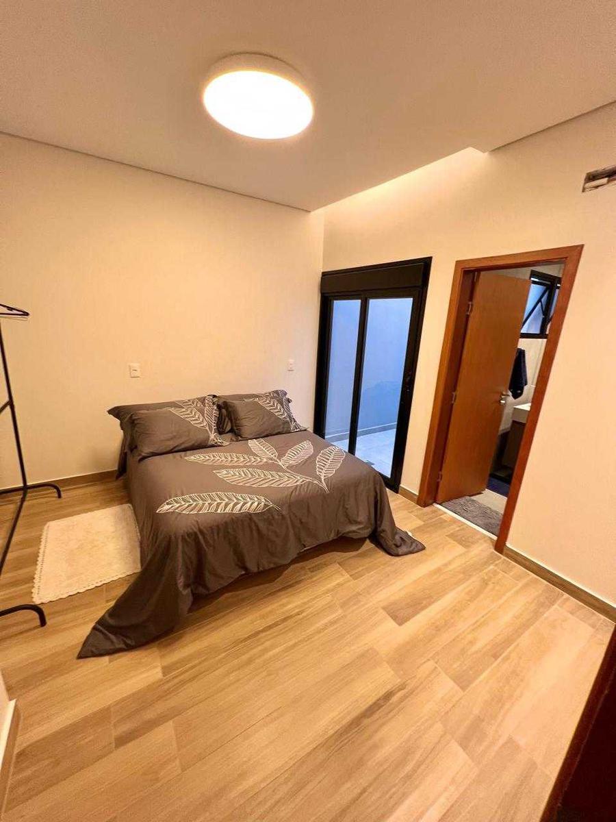 Casa, Bom Pastor, 3 Quartos, 4 Vagas, 3 Suítes