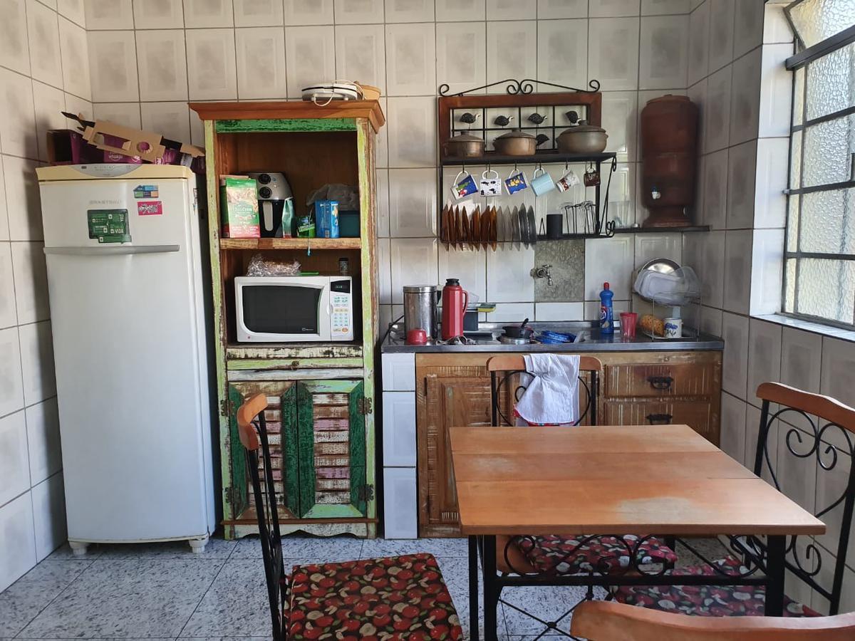 Casa, Sagrada Família, 4 Quartos, 2 Vagas
