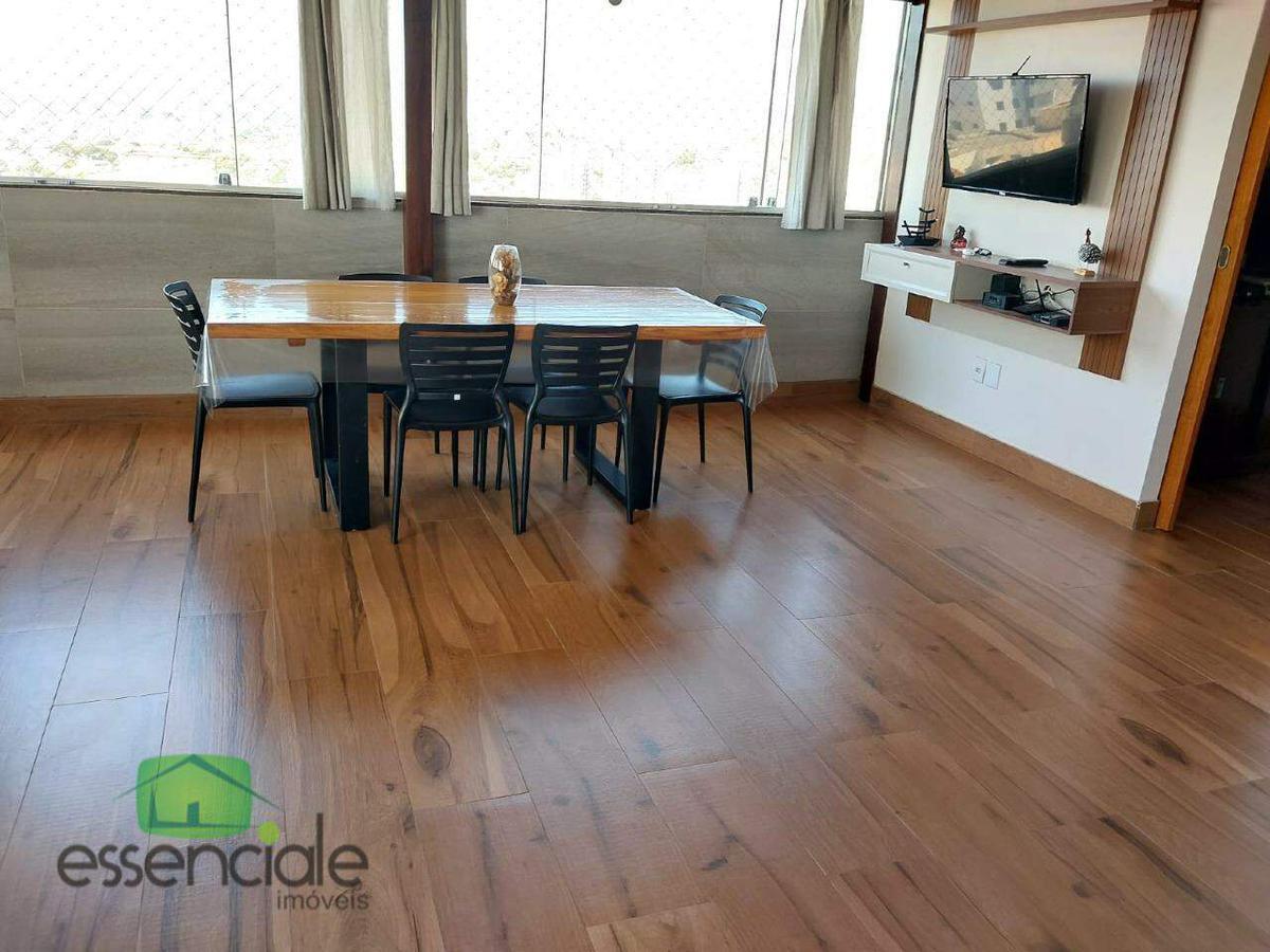 Cobertura, Santa Cruz Industrial, 4 Quartos, 2 Vagas