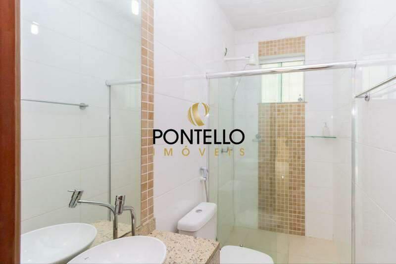 Casa, Estoril, 4 Quartos, 3 Vagas, 4 Suítes