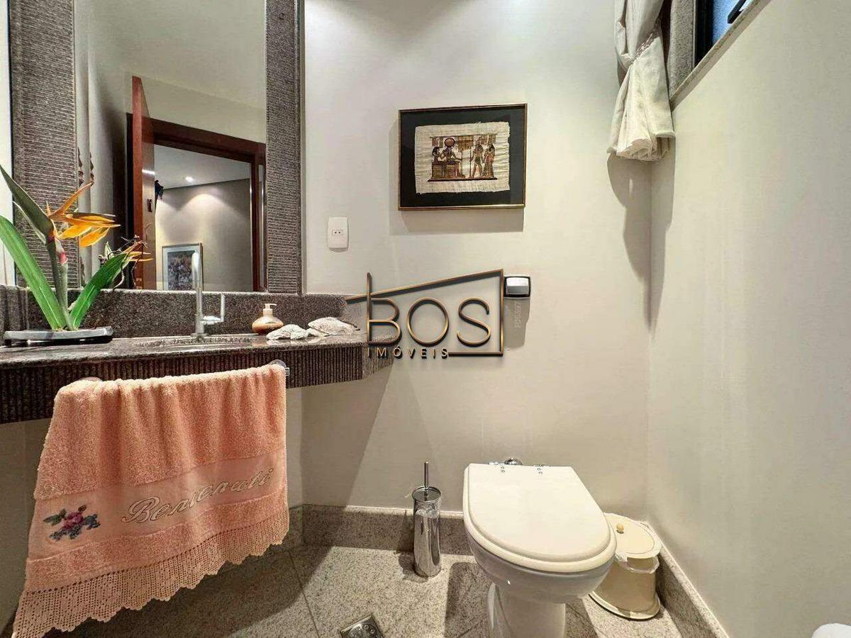 Apartamento, Funcionários, 4 Quartos, 4 Vagas, 2 Suítes
