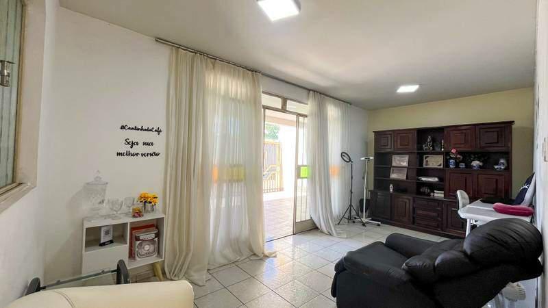 Casa, Conjunto Celso Machado, 3 Quartos, 4 Vagas, 1 Suíte
